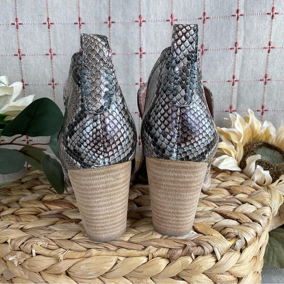 Jeffrey Campbell Rosalee Snakeskin Embossed Leather Ankle Boots Size 6 Booties - Picture 3 of 6